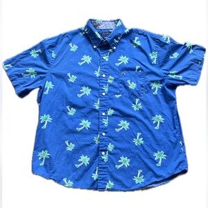 CROWN & IVY men’s palm tree shirt